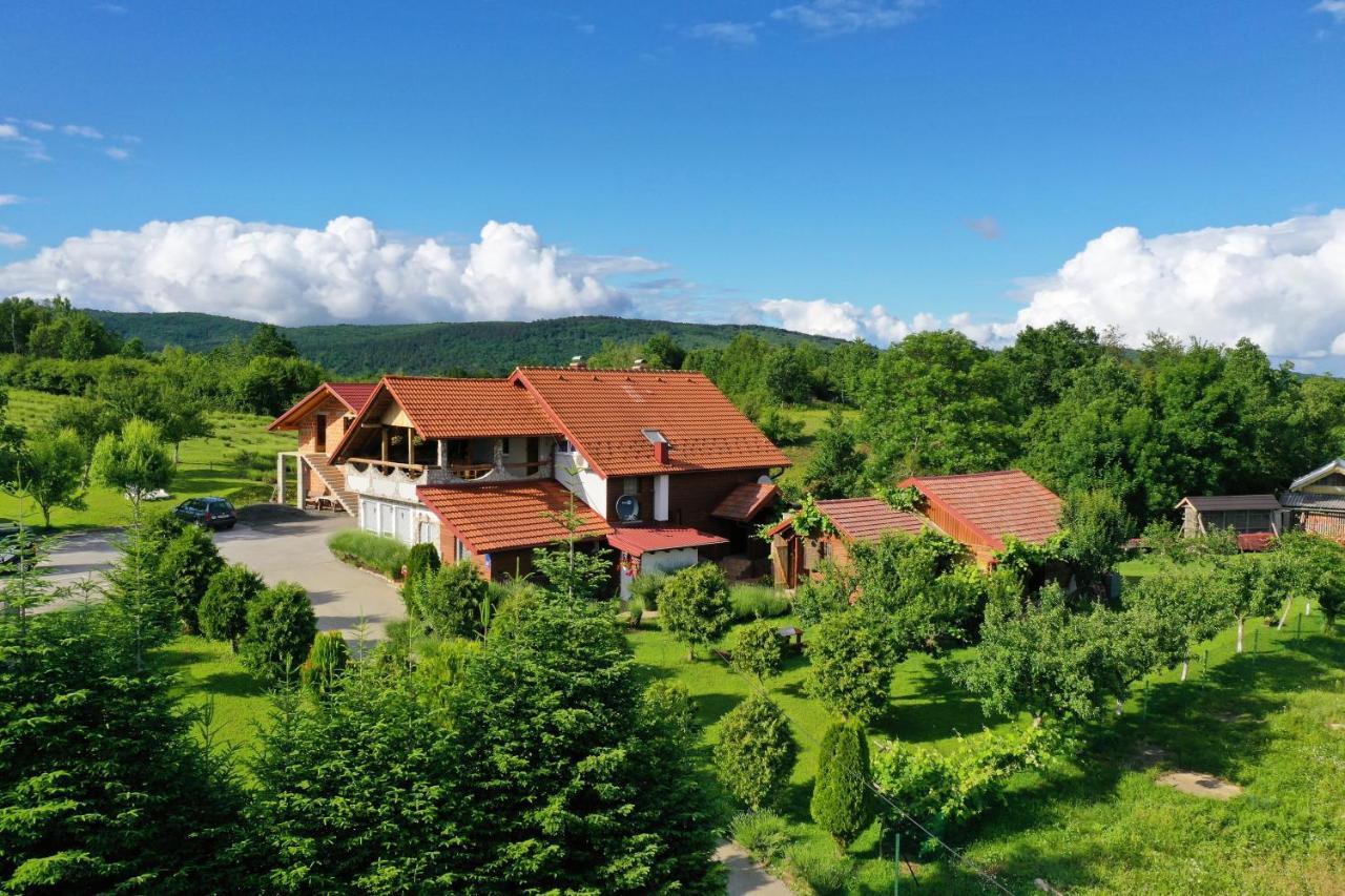 Lavanda Farm Apartmani Rakovica Buitenkant foto