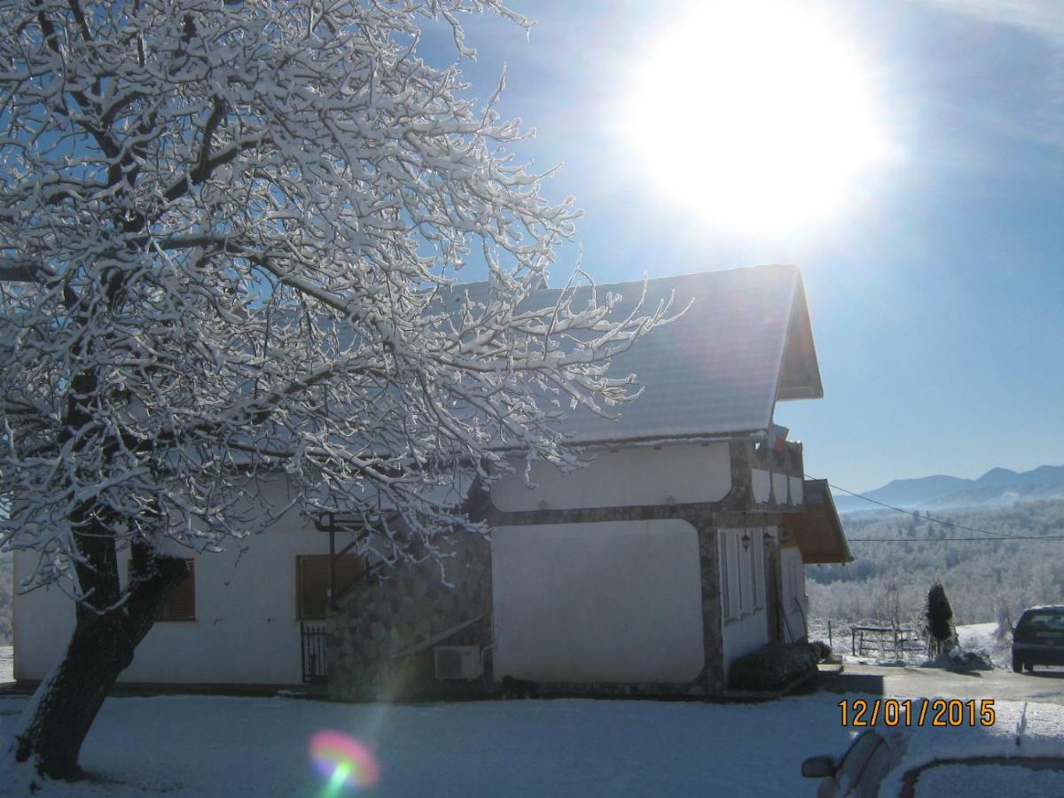 Lavanda Farm Apartmani Rakovica Buitenkant foto